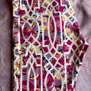 LuLaRoe Leggings TC Ivory background with Purple and Magenta